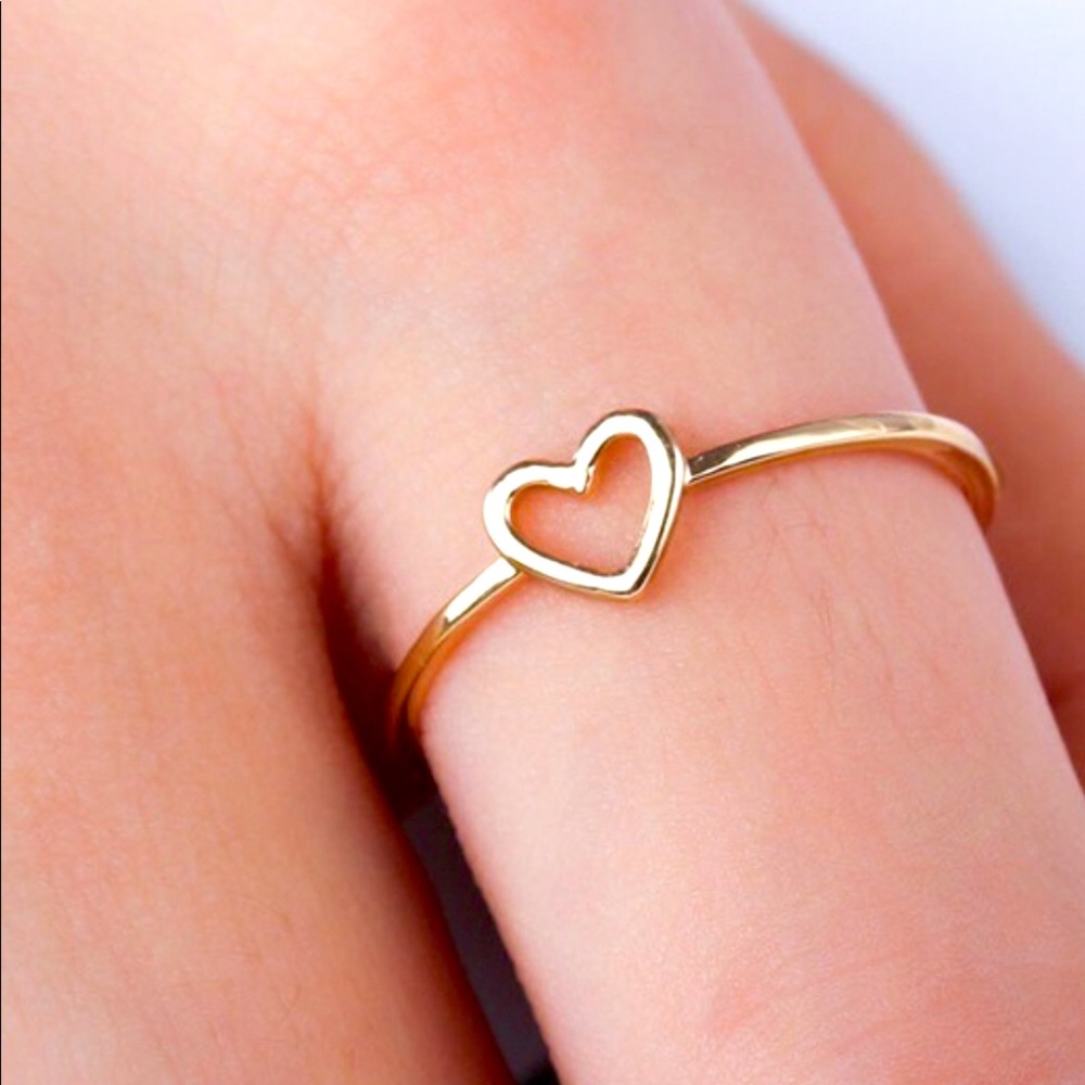 🆕 Dainty Heart Ring 🆕